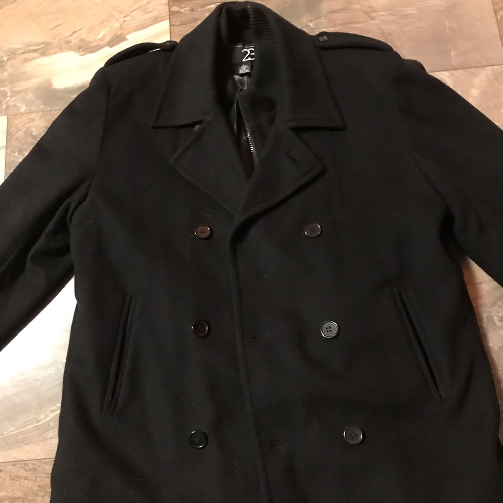 Stylish Man’s Jacket - image 3